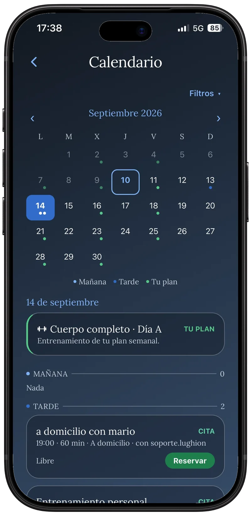 App móvil: calendario con clases y entrenamientos del mes